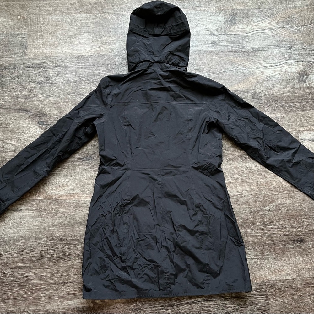 Patagonia Torrentshell City parka rain jacket - Picture 5 of 7